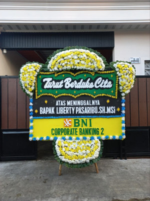Papan Bunga Duka di Aek Songsongan