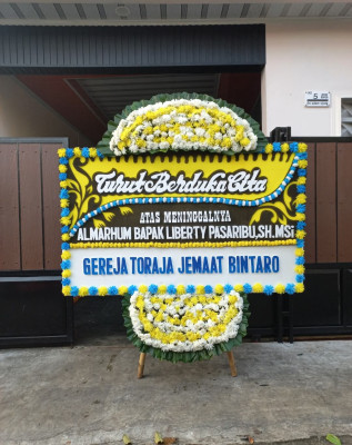 Papan Bunga Duka di Aek Songsongan